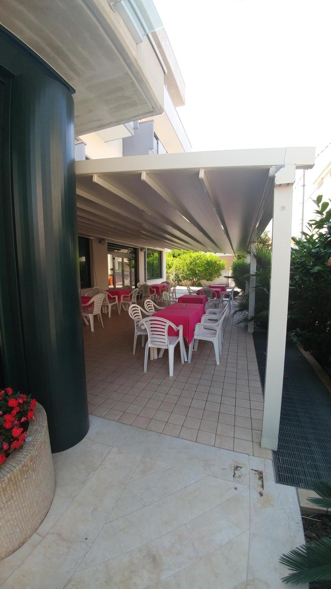La Perla B&B Hotel Roseto Degli Abruzzi Bagian luar foto